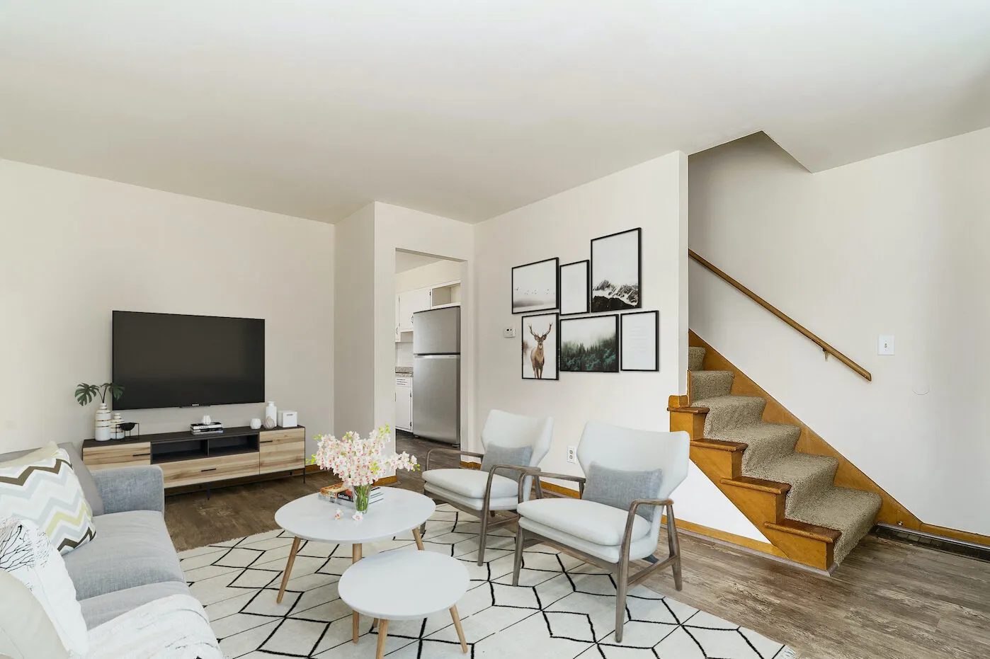 885 North Meadows Court