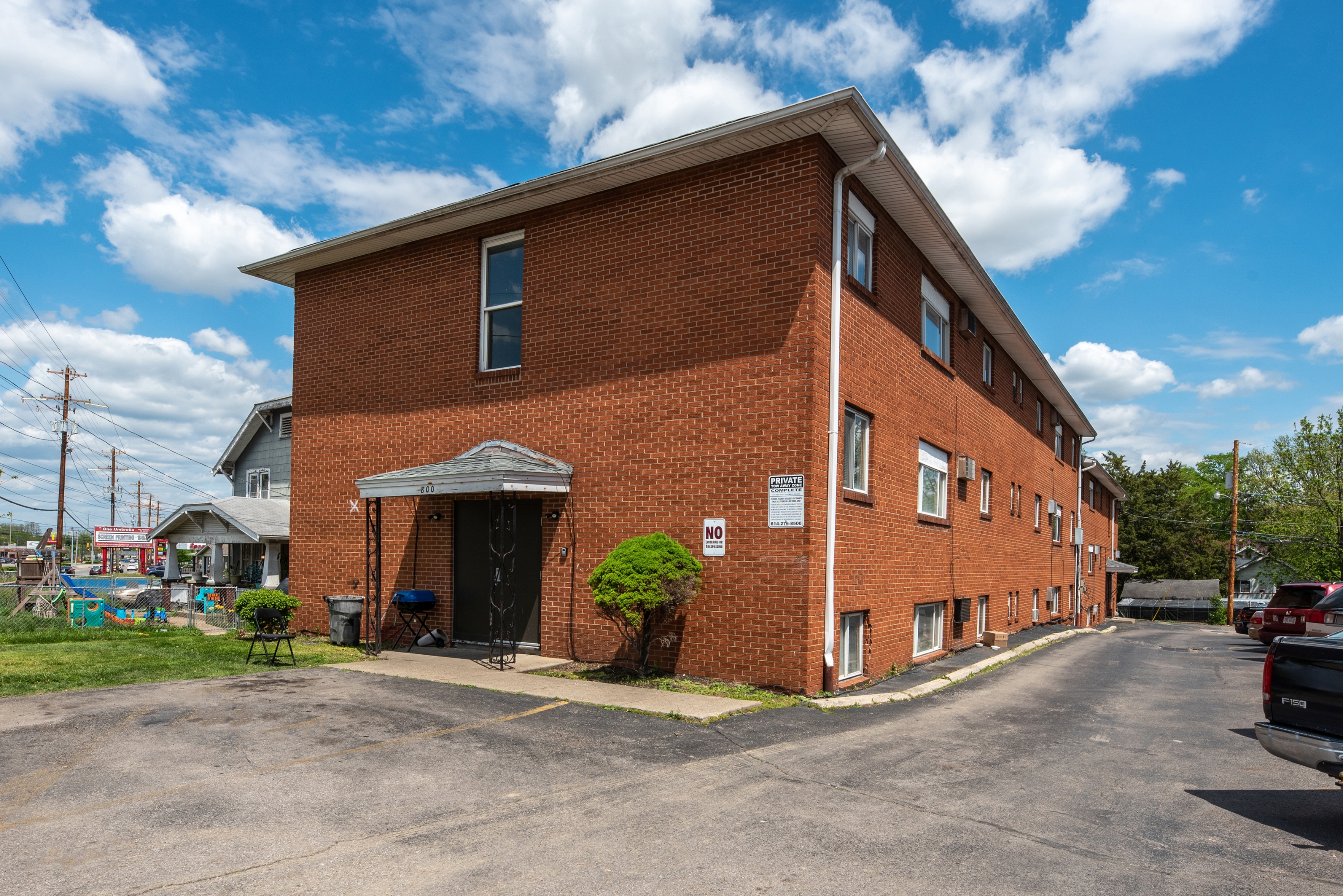 Property main image
